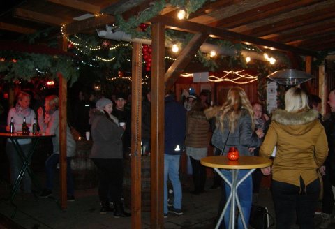 Punschstand 2016 – Foto 7
